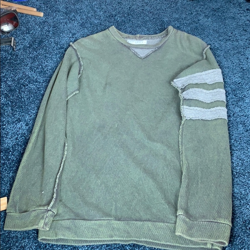 Long sleeve t-shirt